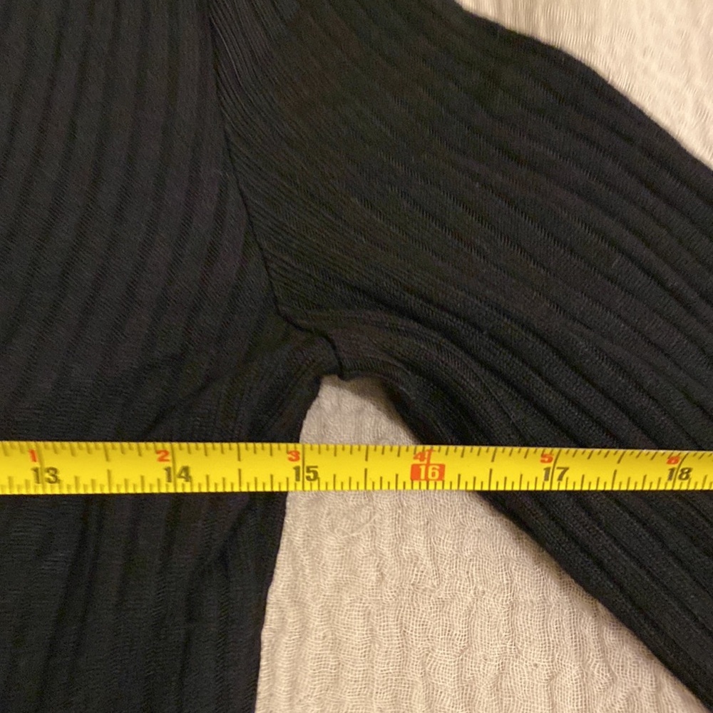 Reformation Gellar Black Ribbed Knit Top. Size S - Picture 6 of 8